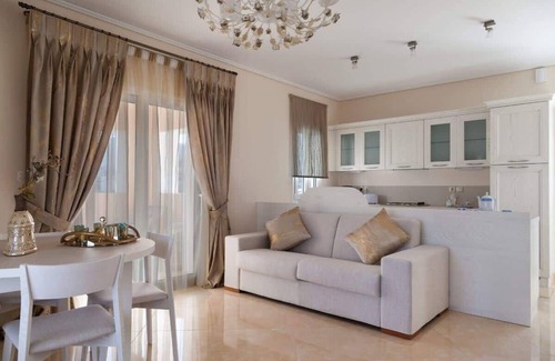 Samos Apartment | Afroditi – Sea View Suite with Balcony, Sleeps 4