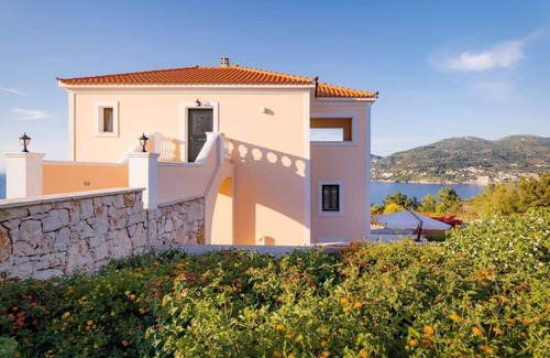 Samos Apartment | Afroditi – Sea View Suite with Balcony, Sleeps 4