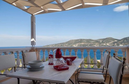 Samos Apartment | Afroditi – Sea View Suite with Balcony, Sleeps 4