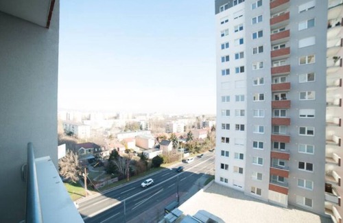 Ruzinov Apartment | After Eight Apartment