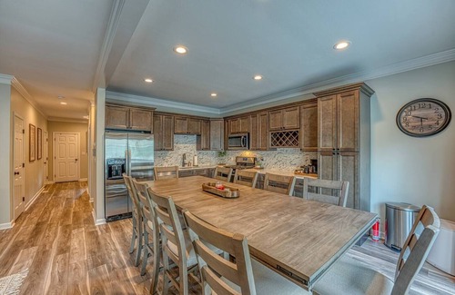 Lincoln House | "After Loon Delight" Clubhouse Indoor & Outdoor Pools,Hot Tub, Pickelball/Tennis