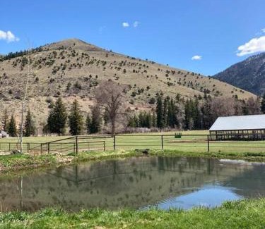 Afton House | Afton Farmhouse with Mountain Views