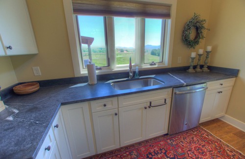 Afton Cabin | Afton Mtn. Vineyards: Cadus | 1 Bed, 1 Bath