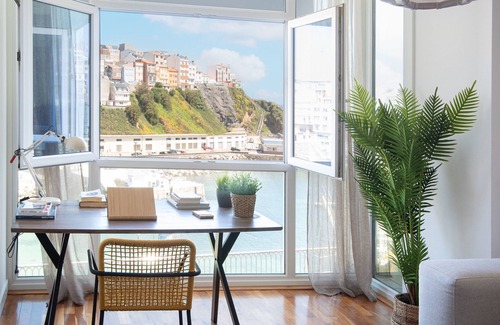 Malpica de Bergantinos Apartment | AG Apartment Porto de Mar Malpica, 250m from the beach