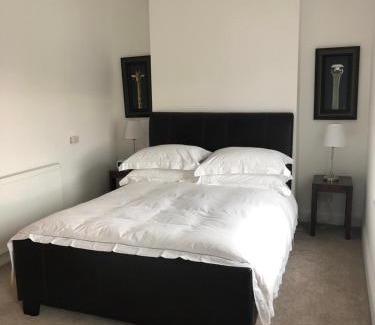 Greenisland House | Aga Cottage
