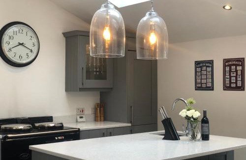 Greenisland House | Aga Cottage