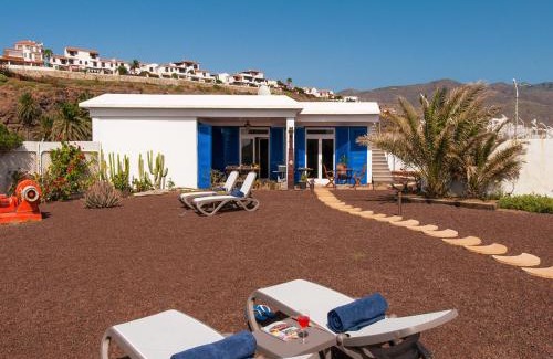 Agaete House | Agaete Beach Rental at Volcanic Natural Pools by VillaGranCanaria
