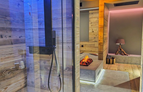 Valtellina House | Agarthi Suites
