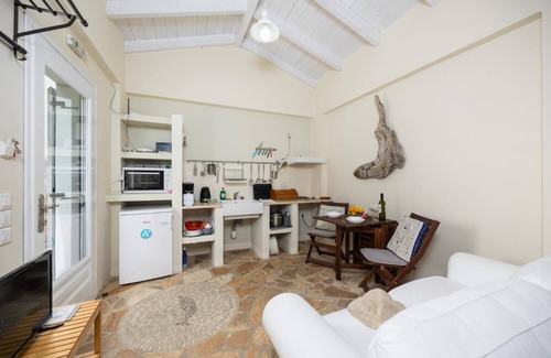 Koutsi Apartment | Agathi Cottage - One Bedroom Apartment, Sleeps 2