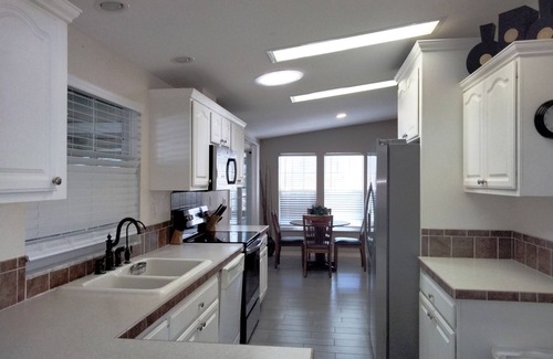 Lake Alfred House | Age Restricted Golf Community 2 Bed/Office/Den, Backyard, Golf, Pool, Disney