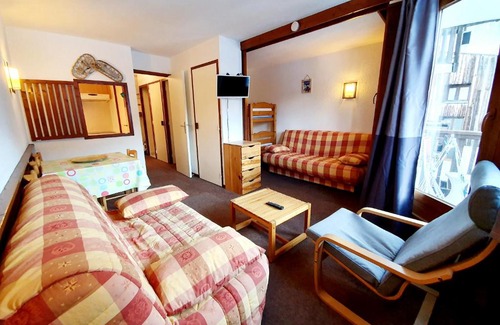 Les Orres Apartment | Agence des Orres - Le Belvedere - T2- Studio Coin montage avec PKG -B910