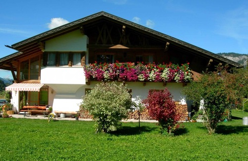 Haldensee Apartment | Aggenstein - Country house Schnettra