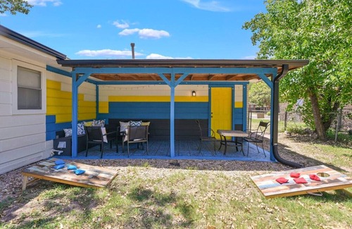 Southwood Valley House | Aggie House ~ The Perfect convenient family getaway!