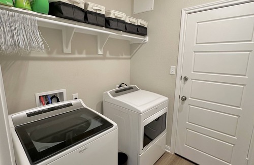 College Station House | Aggieland Retreat - 5.5 Miles from Kyle Field