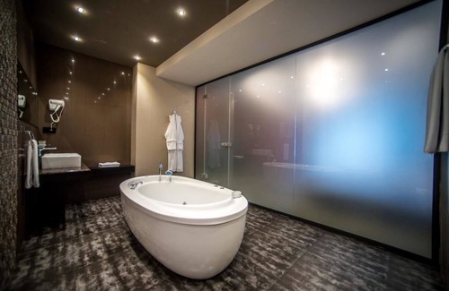 Yerevan Hotel | Aghababyan's Hotel