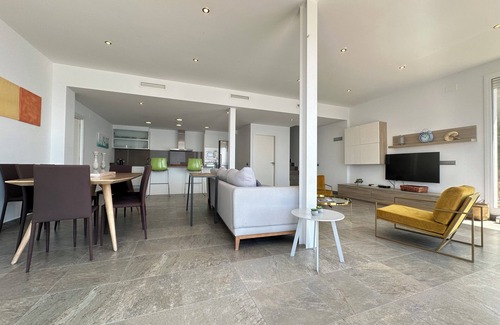 Almadraba-Canyelles House | Agi Turo Villa 2 Casa for rent in Roses Girona.