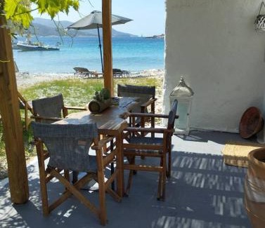 Kimolos House | Agios Nikolaos Beach House Kimolos