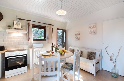 Longos Apartment | Aglaia Villa in Longos