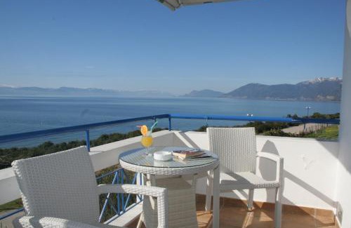 Rovies Hotel | Agnadi Hotel