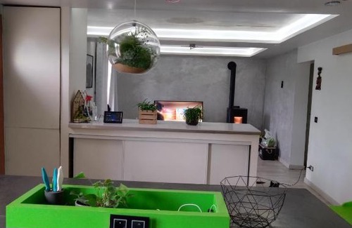 Le Mesnil-Theribus House | Agréable chambre double avec salle d'eau privative