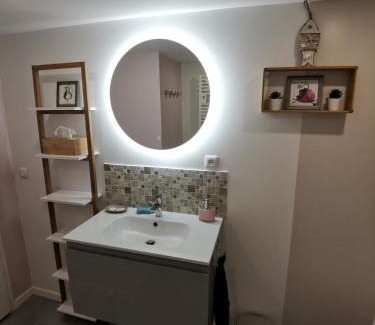 Rosny-sous-Bois Apartment | Agréable logis au calme avec jardin entre PARIS et EURODISNEY