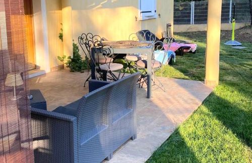 Cervione Apartment | Agréable rez de jardin avec Piscine et Jacuzzi