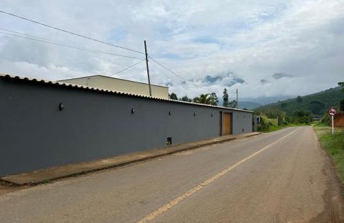 Dores do Rio Preto House | Agradável Casa de Campo, recém construída.