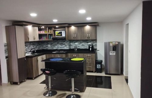 Envigado House | Agradable Casa De Campo, Cerca a medellin.