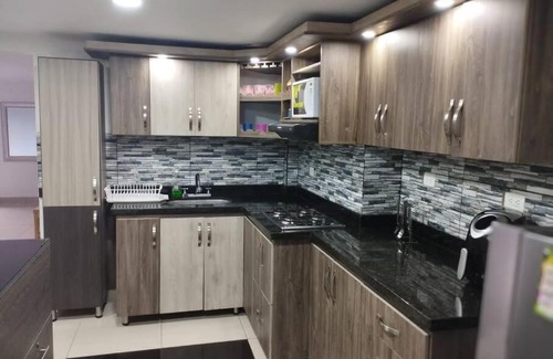 Envigado House | Agradable Casa De Campo, Cerca a medellin.