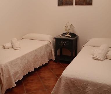 Villaharta Ski Chalet | Agradable Chalet con piscina en Villaharta