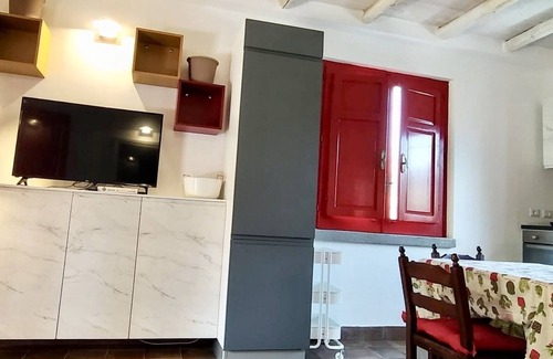 Castell'Umberto House | Agricontura: House of Lemons with shared swimming pool and breakfast room