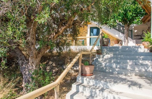 Mirsini Apartment | Agrilos Οlive Τree Αpartment - Sleeps 2
