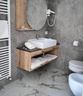 Brez Bed & Breakfast | Agritur La Fenice
