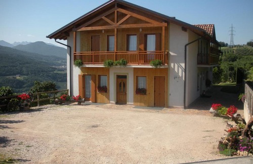 Giovo House | Agritur Maso Pomarolli