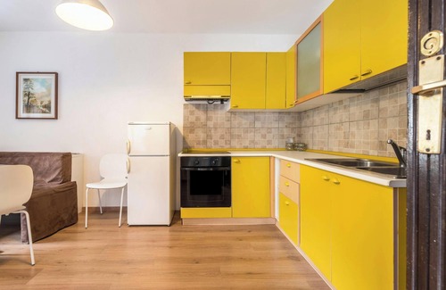 Canale di Tenno Apartment | Agriturismo "Al Gallo Nero Giallo" near Lake Garda with Mountain View & Terrace
