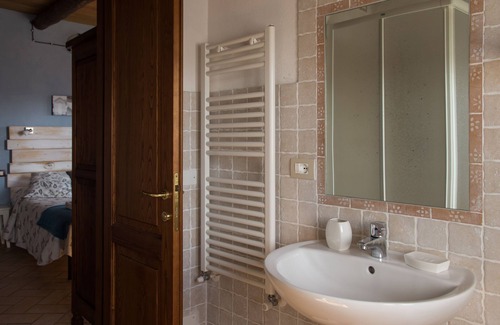 Beverino House | Agriturismo Angiò nel Ceré