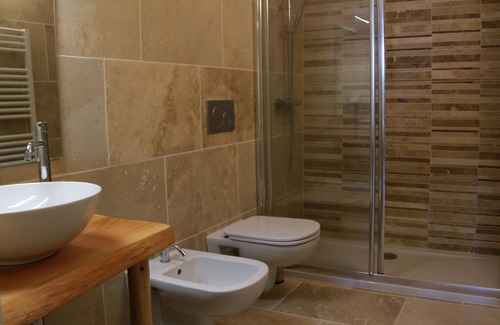 Vallebona House | Agriturismo Aurivu