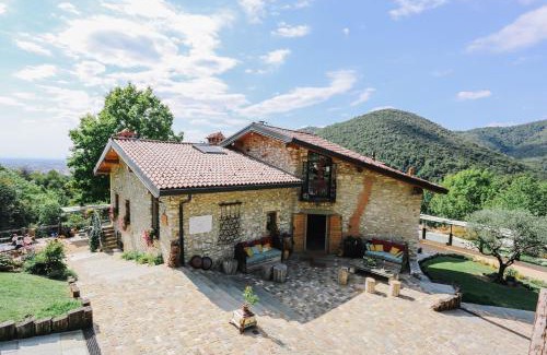 Alzano Lombardo House | AGRITURISMO CA' FENILE