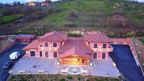 Ceprano House | Agriturismo ciociaro " il colle " HOTEL RISTORANTE