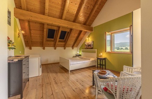 Tambre Bed & Breakfast | Agriturismo Filippon- Room Cansiglio