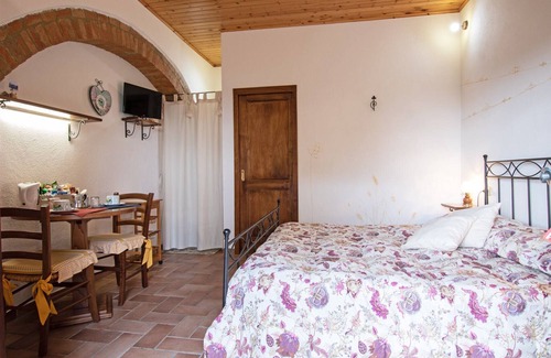 Castiglione d'Orcia Other | Agriturismo IL PODERUCCIO. Studio with stunning views in the Val d'Orcia