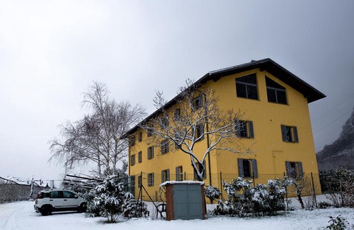 Romagnano House | Agriturismo La Casa Gialla