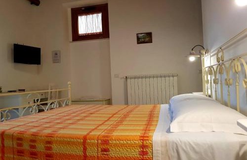San Lazzaro House | Agriturismo Orrido di Pino