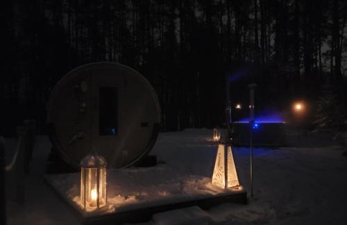 Lipusz Villa | Agro Breza - dom z kominkiem 20 metrow od jeziora- sauna ogrodowa