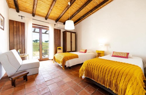 Serpa House | Agroturismo Flores do Campo