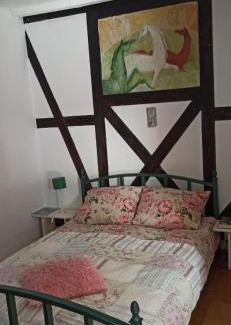 Leoncin House | Agroturystyka Stajnia Dorado Pokoje Gościnne i Apartamenty