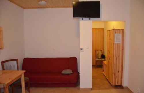 Chojnow House | Agroturystyka U Siwego