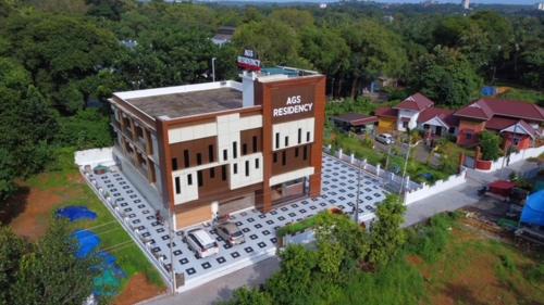 Kumbalam Hotel | AGS Residency