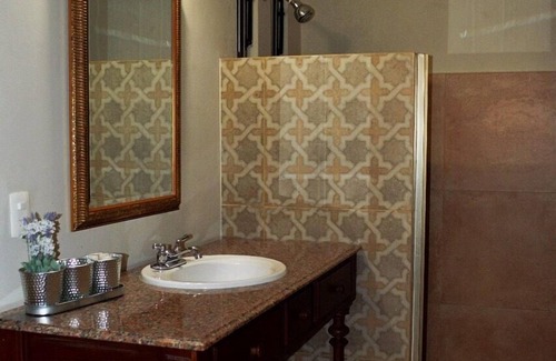 Zona Paseo Montejo House | Agua de Obispo Boutique House