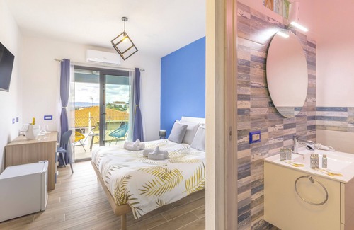 Lula House | Agua Dorada Boutique